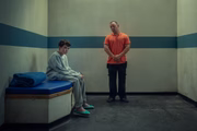 Owen Cooper como Jamie Miller, Stephen Graham como Eddie Miller, em Adolescência