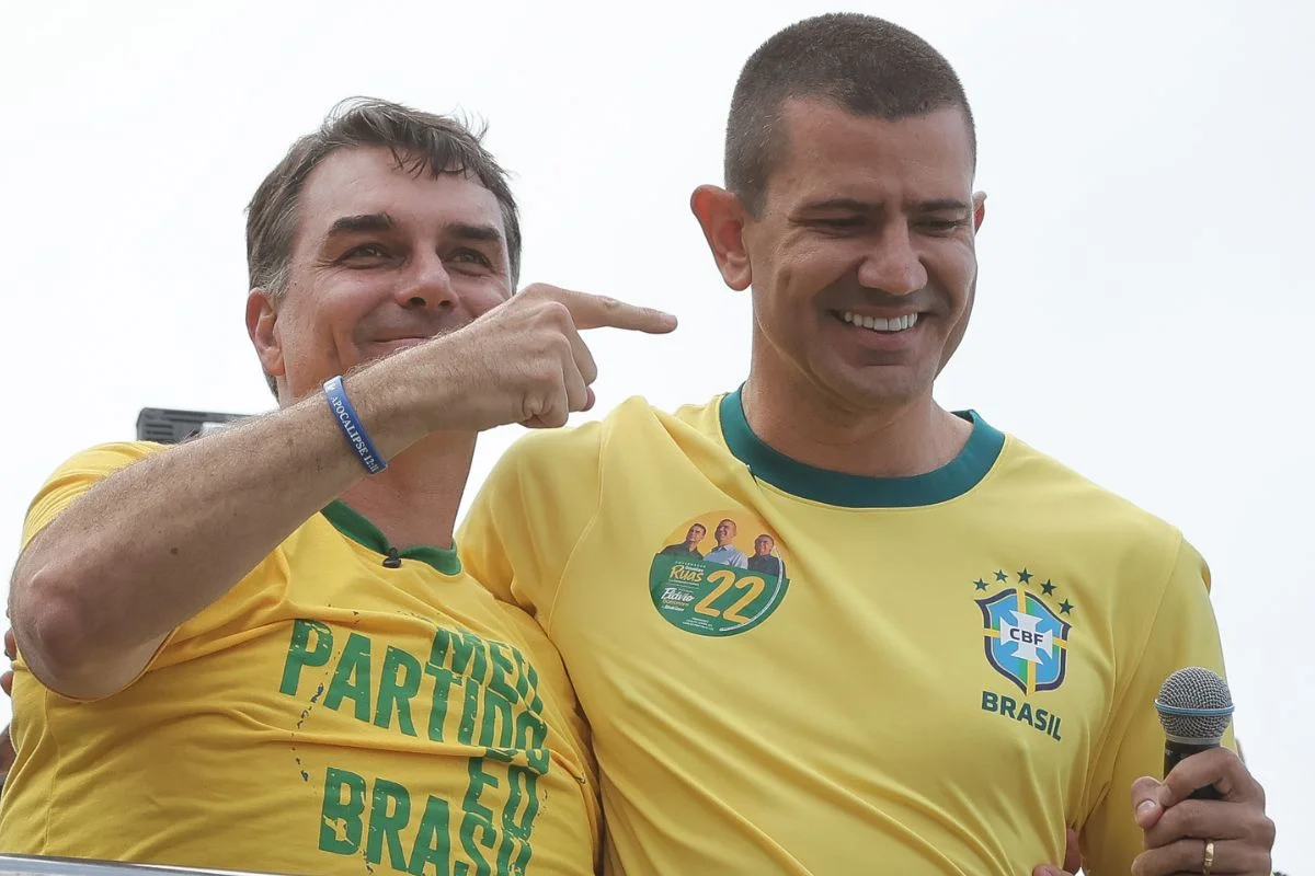 Douglas Ruas é o candidato de Flávio Bolsonaro para o governo do Rio de Janeiro Douglas Ruas é o candidato de Flávio Bolsonaro para o governo do Rio de Janeiro