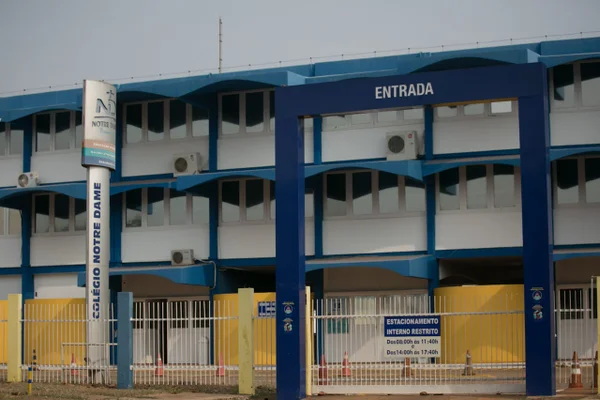Escolas que resolveram não retornar no primeira dia de retomada das aulas presenciais
