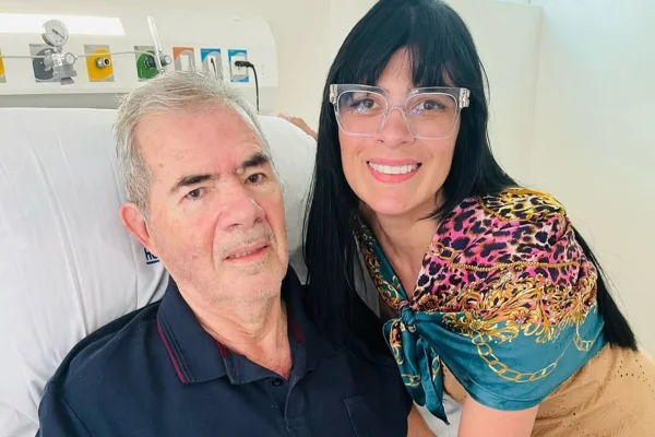 "Coração em lágrimas", diz Fernanda Brum sobre a morte do pai, Nélio - Metrópoles