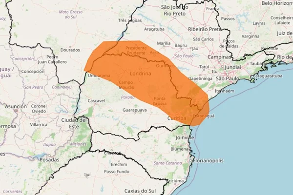 Imagem colorida reprodução mapa alerta laranja Inmet