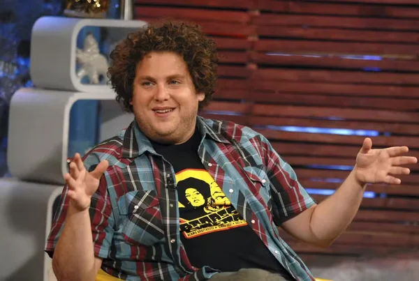 Jonah hill em foto antiga, antes de perder peso - Merópoles