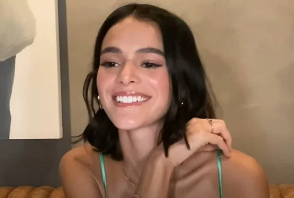 Carlos Bolsonaro ironiza Bruna Marquezine: “Genocídio? Acho que não”