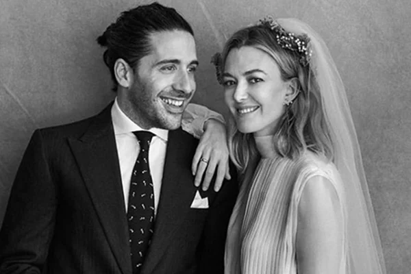 Filha do fundador da Zara, Marta Ortega se casa ao som de Coldplay