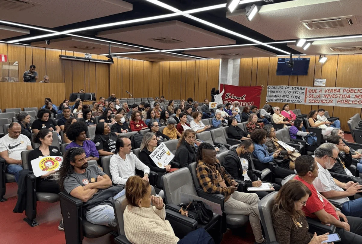 professores SindRede-BH na ALMG