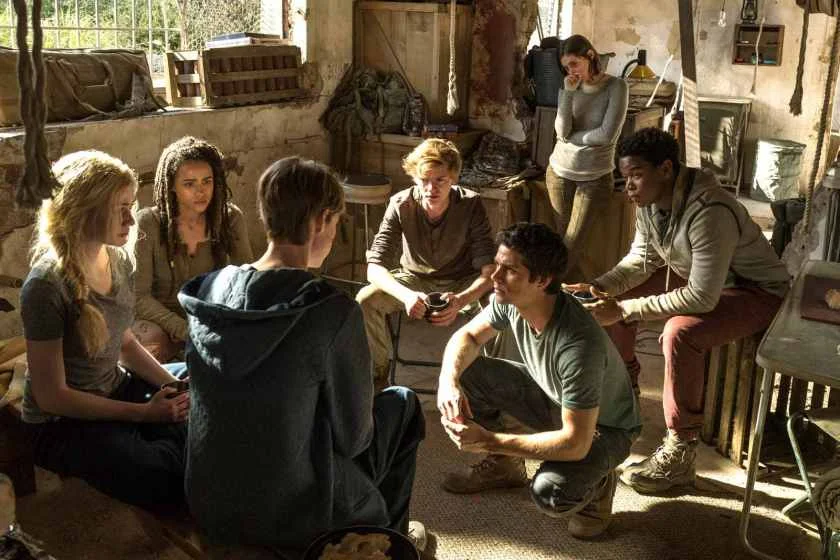 <a href="https://www.youtube.com/watch?v=mqUnRDKkRWI">Maze Runner - A Cura Mortal</a>: No terceiro filme da franquia, Thomas (Dylan O'Brien) embarca numa missão para encontrar a cura de uma doença mortal. Ao longo do caminho, ele descobre que os planos da C.R.U.E.L. trazem grandes riscos à humanidade. Estreia prevista: 25/1 <a href="https://www.youtube.com/watch?v=mqUnRDKkRWI">Maze Runner - A Cura Mortal</a>: No terceiro filme da franquia, Thomas (Dylan O'Brien) embarca numa missão para encontrar a cura de uma doença mortal. Ao longo do caminho, ele descobre que os planos da C.R.U.E.L. trazem grandes riscos à humanidade. Estreia prevista: 25/1