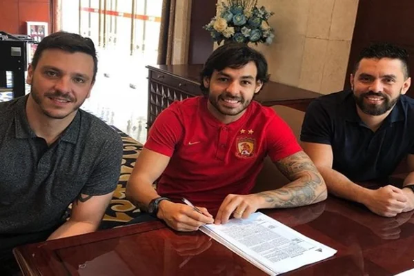 China prepara mutirão para naturalizar 5 brasileiros para a seleção