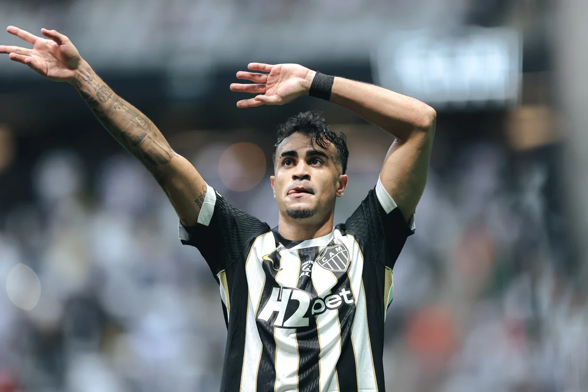 Reinier marcou o primeiro gol da vitória do Atlético-MG por 3 x 1 sobre o Fluminense. Reinier marcou o primeiro gol da vitória do Atlético-MG por 3 x 1 sobre o Fluminense.