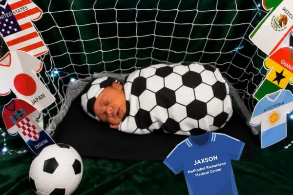 Bebês da UTI neonatal ganham roupinhas da Copa do Mundo nos EUA
