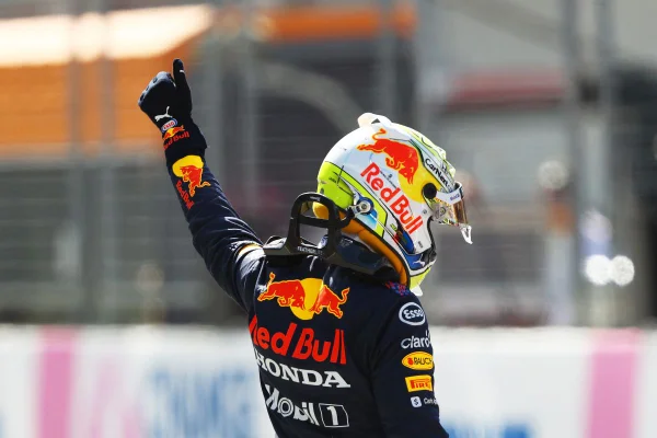 Max Verstappen domina treino e larga na pole no GP da Áustria
