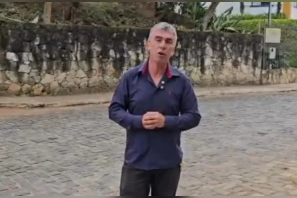 Prefeito de Tiradentes recusa bafômetro ao dirigir carro oficial em MG