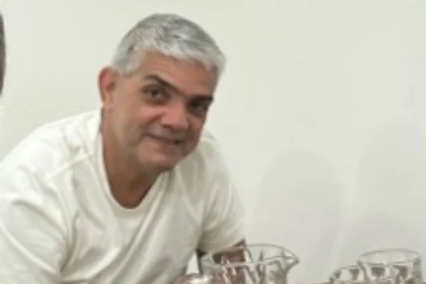 Ex-assessor de miliciano tem cargo de R$ 13 mil na gestão Eduardo Paes - destaque galeria Ex-assessor de miliciano tem cargo de R$ 13 mil na gestão Eduardo Paes - destaque galeria