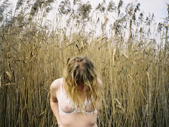 Lena Dunham participa de campanha sem retoques para marca de lingerie - imagem 11 Lena Dunham participa de campanha sem retoques para marca de lingerie - imagem 11
