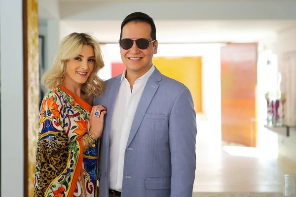 Marcelo Chaves é homenageado por Mayra Perin em seu aniversário
