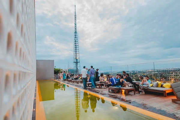 B Hotel