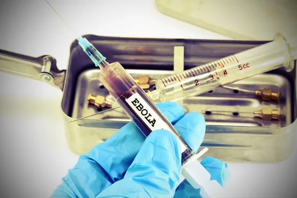 OMS declara emergência internacional por surto de ebola no Congo