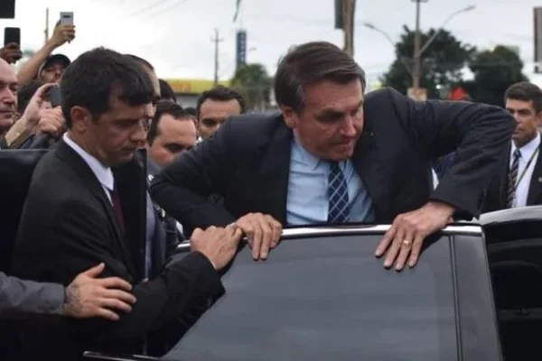 Presidência acelera formação de agentes da segurança pessoal de Bolsonaro