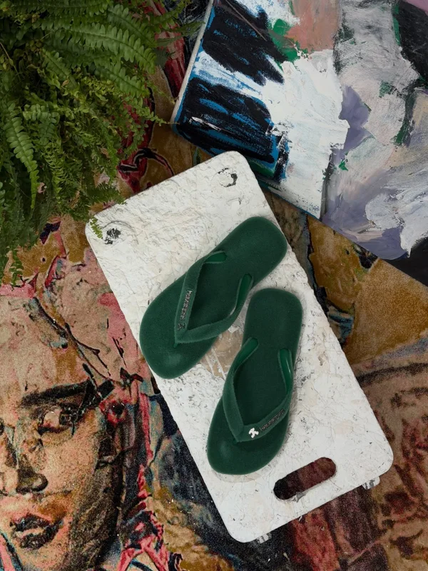 Havaianas lança saltos com dedão coberto em nova abordagem de clássico - destaque galeria