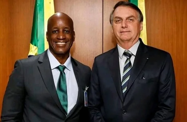 Bolsonaro: presidente da Fundação Palmares é “excelente pessoa”