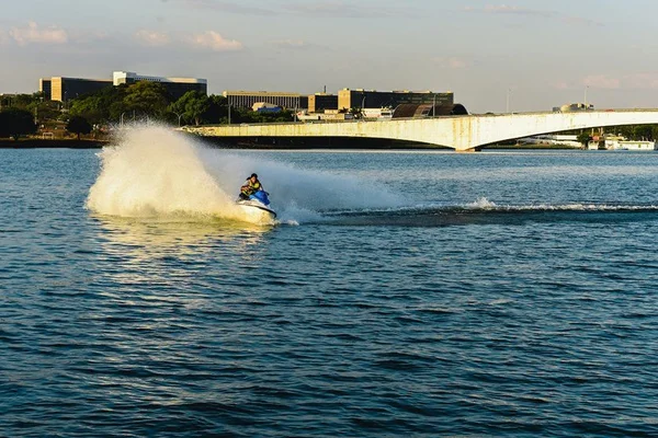 GDF passará gestão de marinas do Lago Paranoá para iniciativa privada