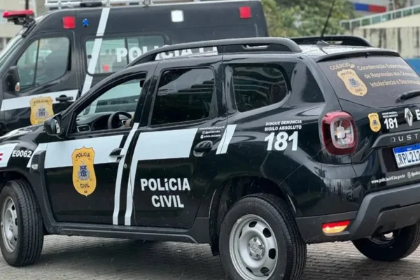 Polícia Civil prende mulher acusada por estupro