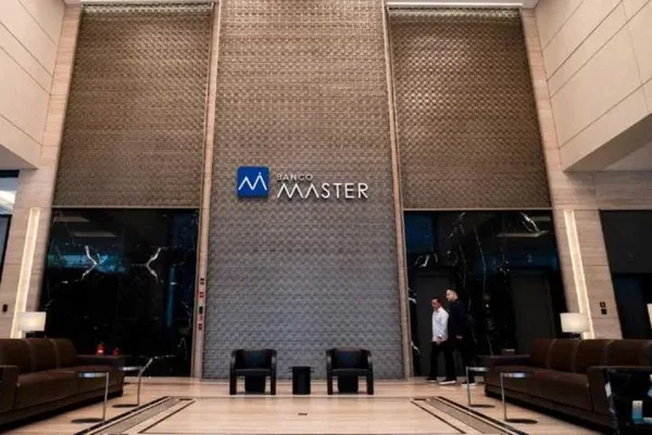 Empresa de fachada foi criada 1 mês antes de assinar contrato com Master, segundo investigação