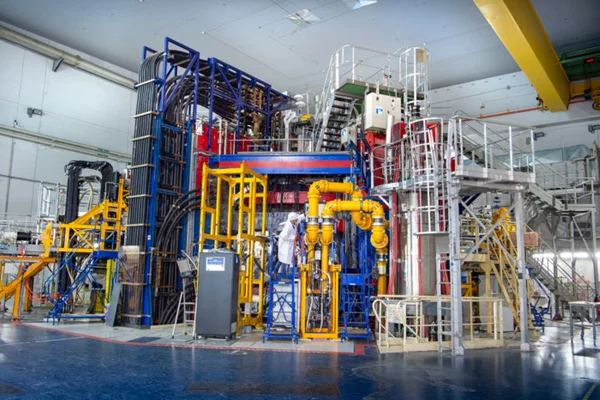 WEST, o tokamak administrado pela CEA. Máquina capaz de criar sol artificial