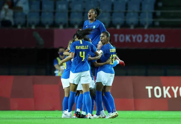 Em jogo eletrizante, Brasil e Holanda empatam e adiam a classificação