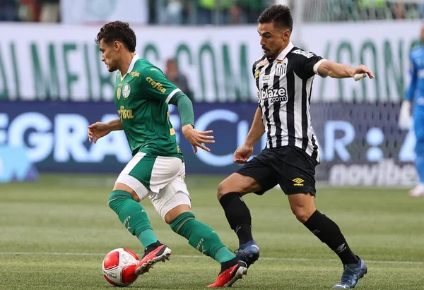 Palmeiras vence Santos no primeiro clássico do Campeonato Paulista