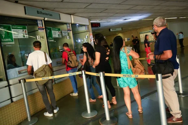 DF: após falha, Metrô anuncia reabertura das estações