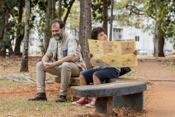 Filme Marcos e Arnaldo, dirigido por Santiago Dellape