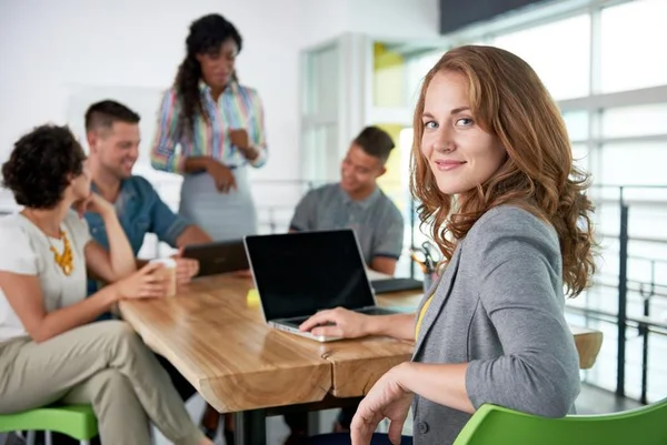 O que acha de começar a semana com emprego? Veja vagas selecionadas