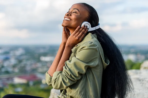 Spotify e Bayer criam playlists para ajudar a relaxar no ginecologista