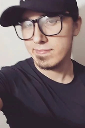 Jovem mata influencer e publica na web fotos do corpo da vítima - destaque galeria Jovem mata influencer e publica na web fotos do corpo da vítima - destaque galeria