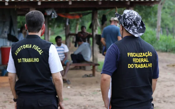 O novo concurso AFT (Auditor-Fiscal do Trabalho) é um dos mais aguardados de 2023 - Metrópoles