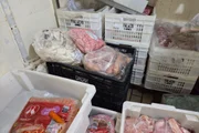 Os presos moíam coração suíno e vendia como carne moída e hambúrguer Os presos moíam coração suíno e vendia como carne moída e hambúrguer