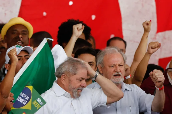 PT perde quase metade da influência no Nordeste