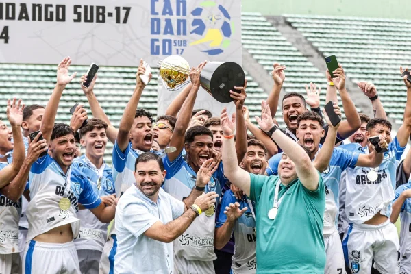 Capital levanta a taça do Candangão Sub-17 | Metrópoles