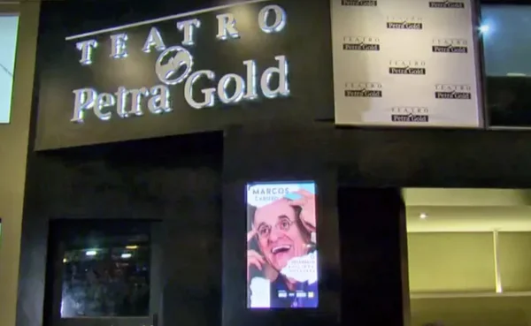 Teatro Petra Gold