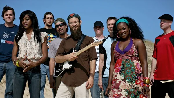 Ícones do reggae, Groundation e Mato Seco se apresentam em Brasília
