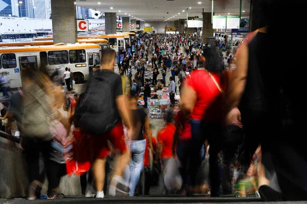 Sindicatos perderam 20% de associados em sete anos, diz IBGE