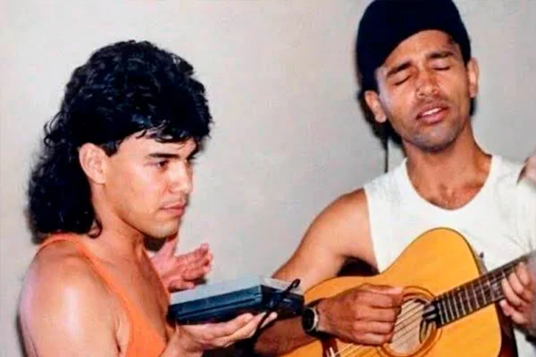 Foto antiga de Zezé di Camargo com Rick