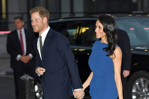Meghan Markle está grávida do primeiro filho do príncipe Harry