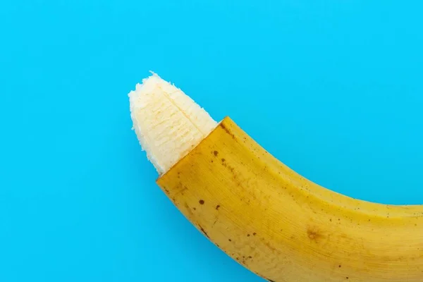 Banana cortada na ponta com formato de pênis - Metrópoles