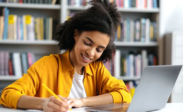 Saiba os tipos de cursos técnicos e veja algumas opções de atuação