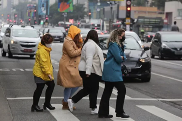 Especialista explicou que o inverno deve ser mais frio em São Paulo porque, este ano, não haverá sensação de calor, como nos anos anteriores - Metrópoles