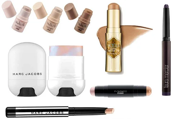 21 produtos em bastão para facilitar sua vida na hora da maquiagem