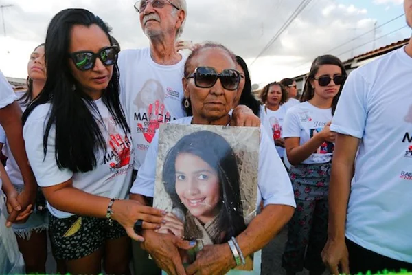 Testemunha de crime, avó de Jessyka passa mal em júri: “Ela era tudo”