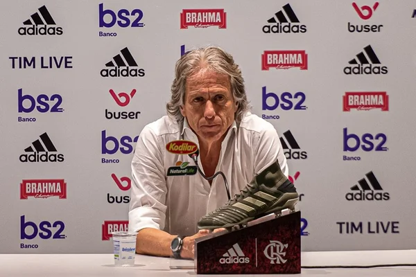 Após empate, Jorge Jesus quer Flamengo mais forte contra o Grêmio