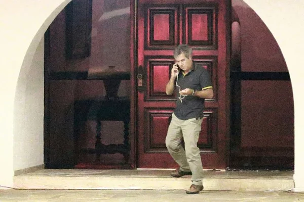 Após afastamento da presidência, Renan recebe visita de Jorge Viana